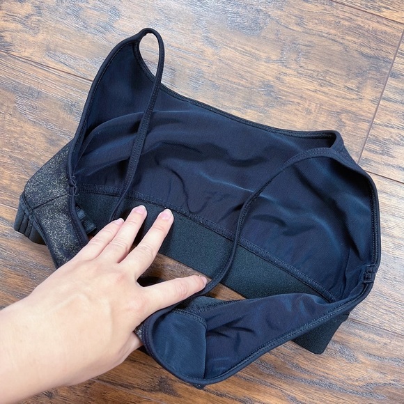 KORAL • Trifecta Versatility Bra sports Black Gleam metallic gold - Picture 9 of 10